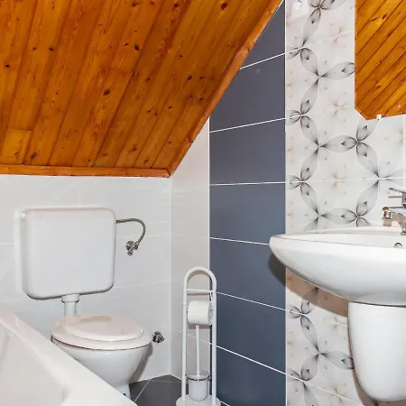 In 19387 Hébergement de vacances *