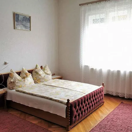 Hébergement de vacances In 19387