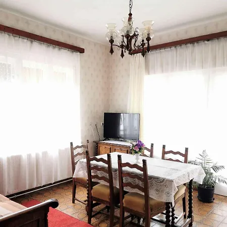 In 19387 Hébergement de vacances *