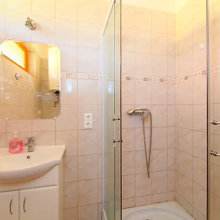 In 19387 Hébergement de vacances *