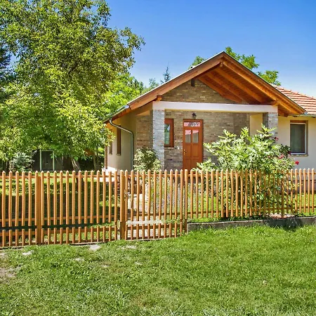 Holiday Home In Balatonkeresztur 19387 *