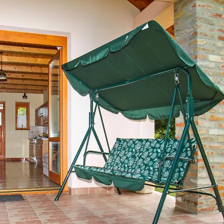 Hébergement de vacances In 19387 Balatonkeresztúr